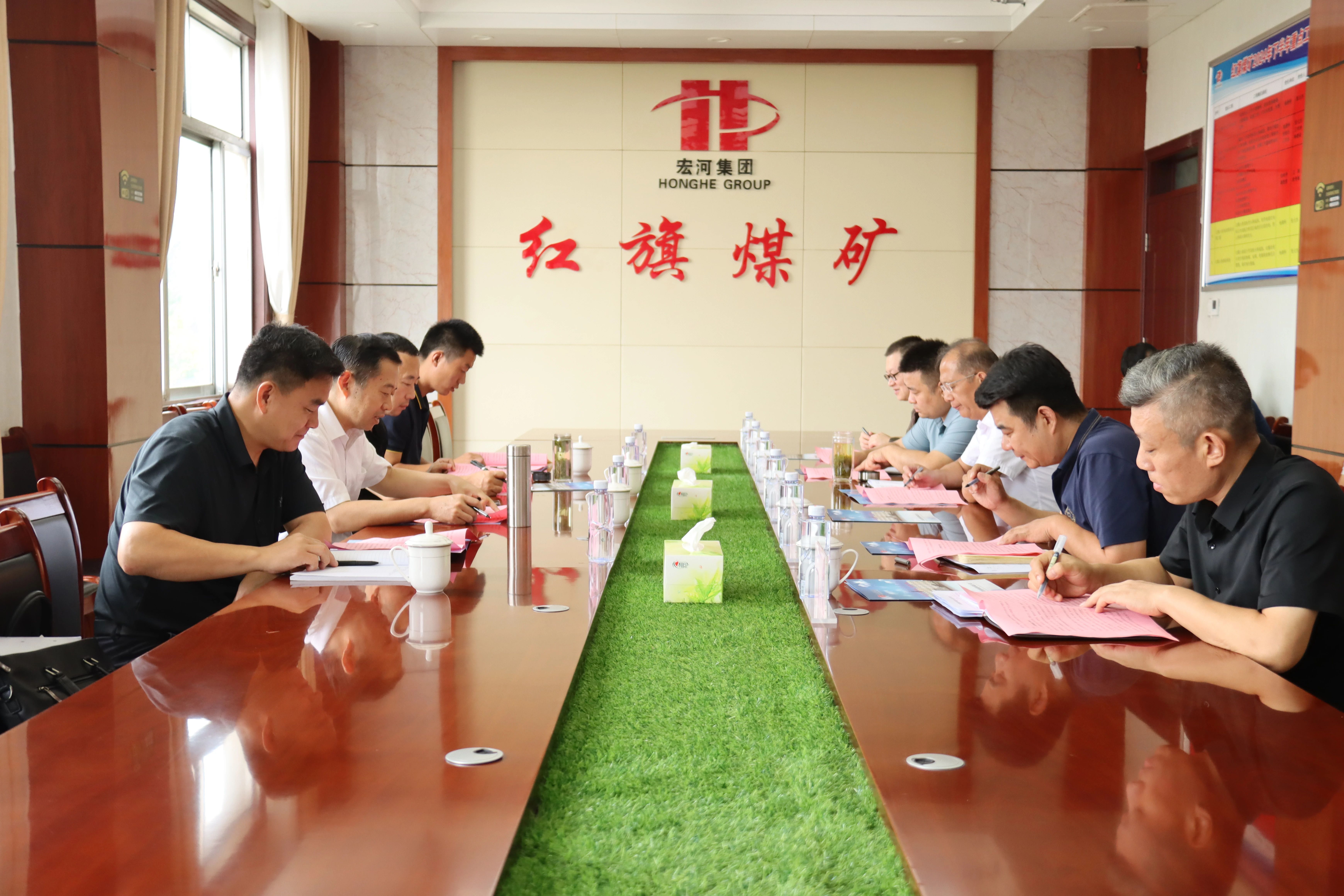 【紅旗煤礦】國家礦山安全監(jiān)察局山東局在我礦開展應(yīng)急管理工作檢查3